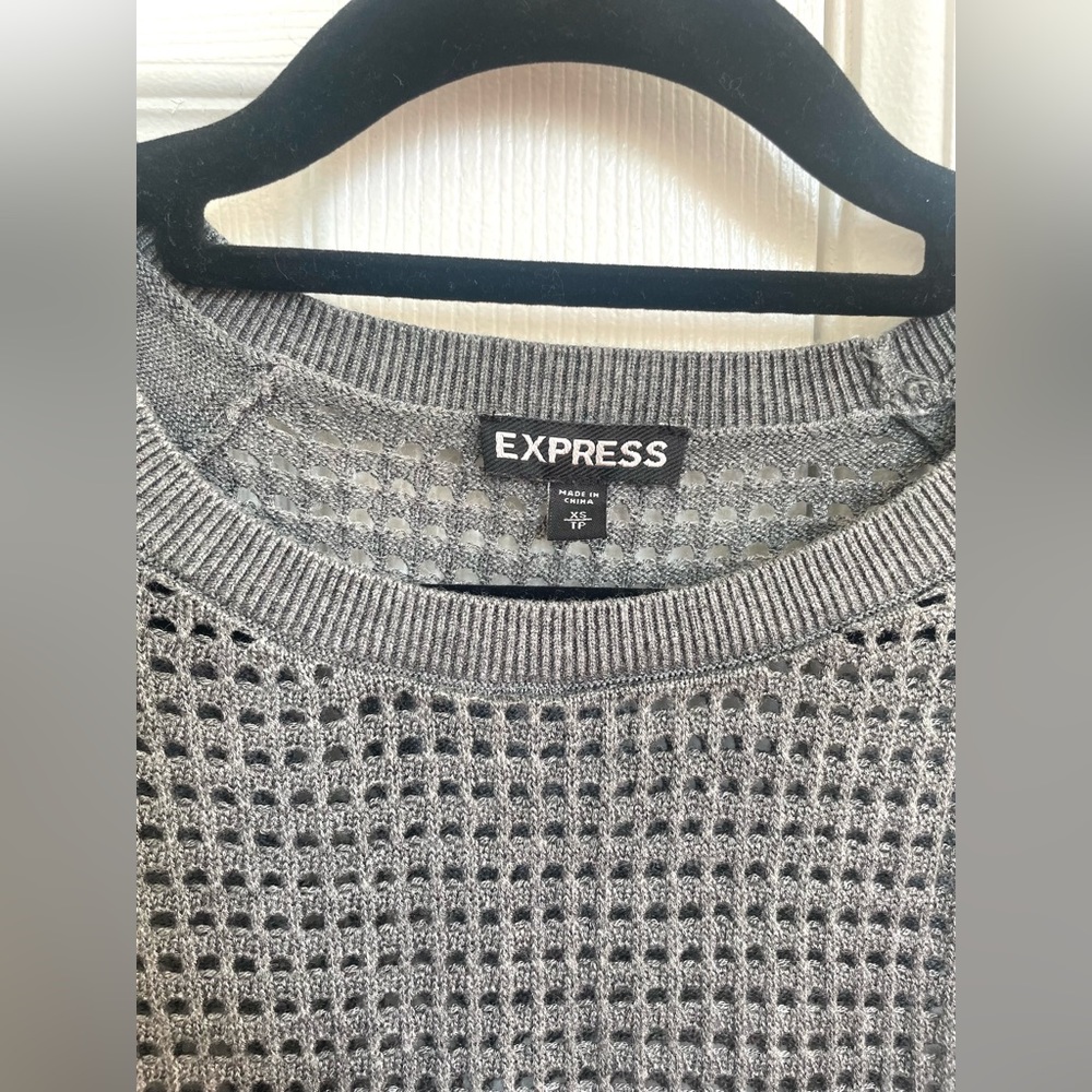 Express Sweater - Picture 5 of 6